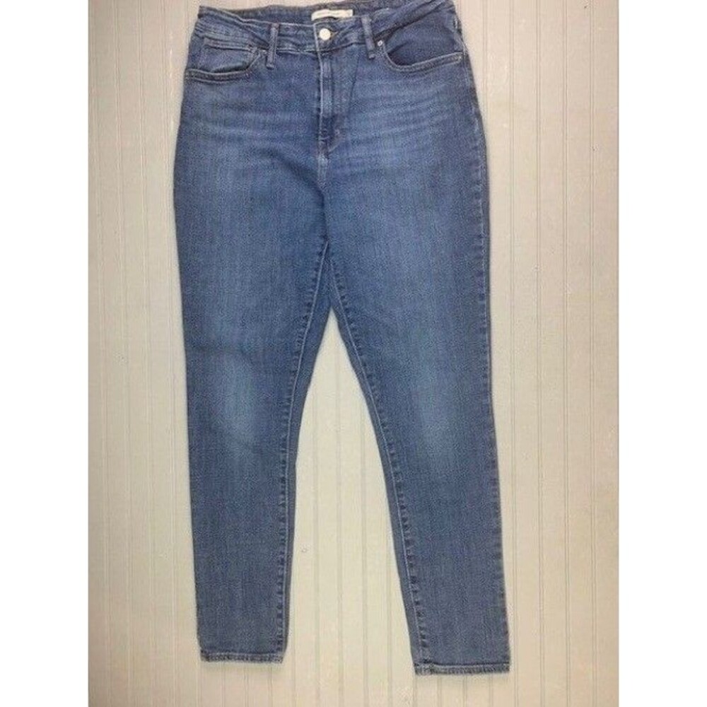Levi 721 Size 32x30 Womens Jeans High Rise Skinny Med Wash Stretch